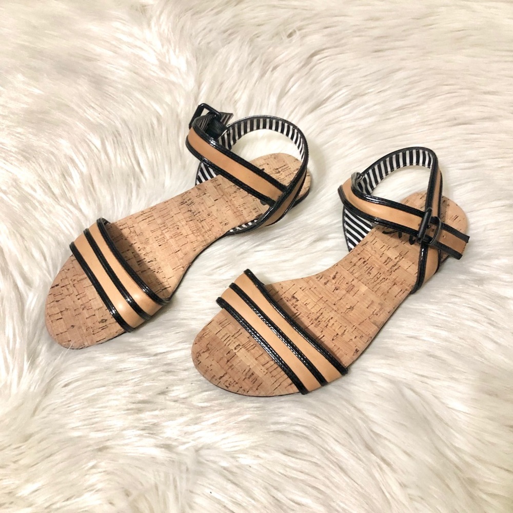 🔴SOLD🔴 dv8 Cork Sandals